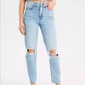 AE MOM JEANS
